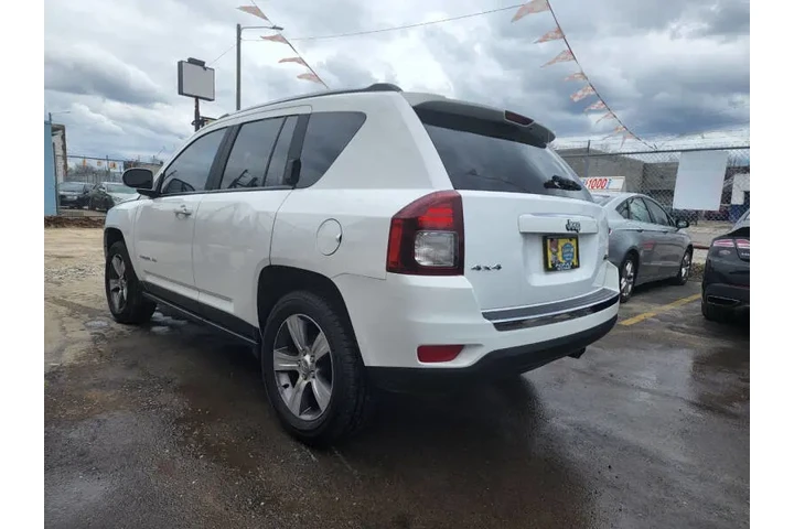 2017 Compass High Altitude image 7