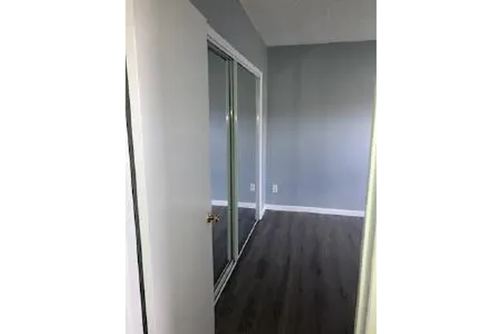 RENTO APT. y ESTUDIO📍Newhall image 10