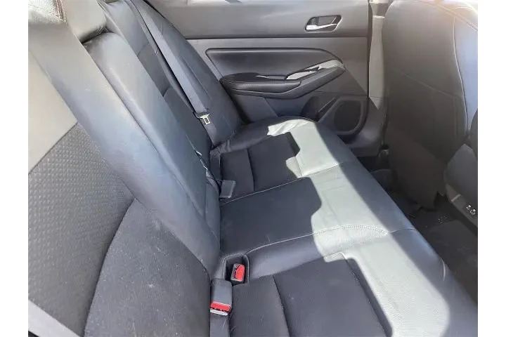 $22999 : Nissan Altima 2022 2.5 SR 4d image 8