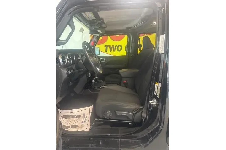 $28953 : Jeep Wrangler Unlimited 2020 image 10