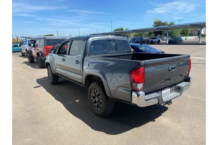 $26900 : Toyota Tacoma 2023 4x2 SR5 V image 4