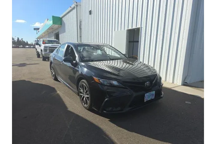 $24500 : Toyota Camry 2023 SE 4dr Sed image 1