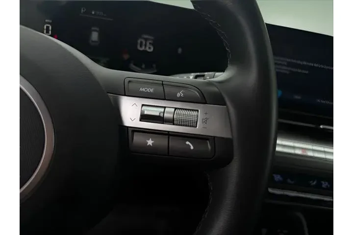 $24766 : Hyundai KONA 2025 AWD SEL 4d image 7