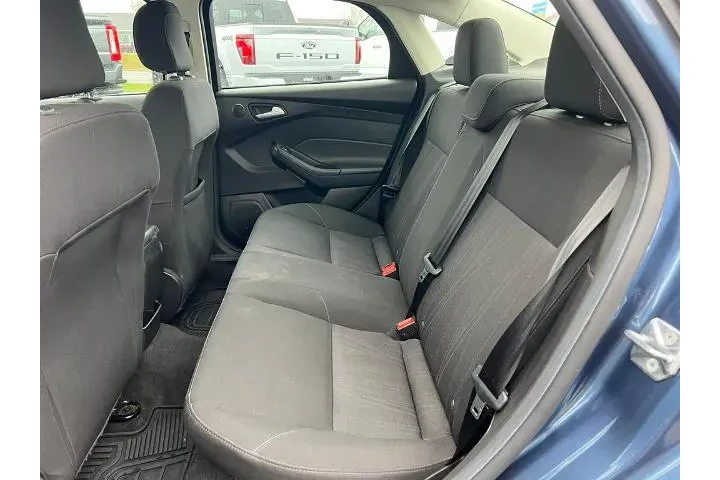 $13995 : Ford Focus 2018 SEL 4dr Seda image 4