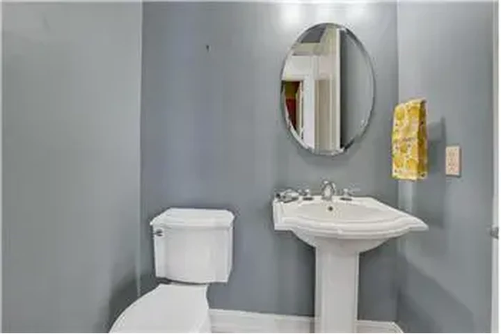 $5300 : Rental property with 3 bedro image 8