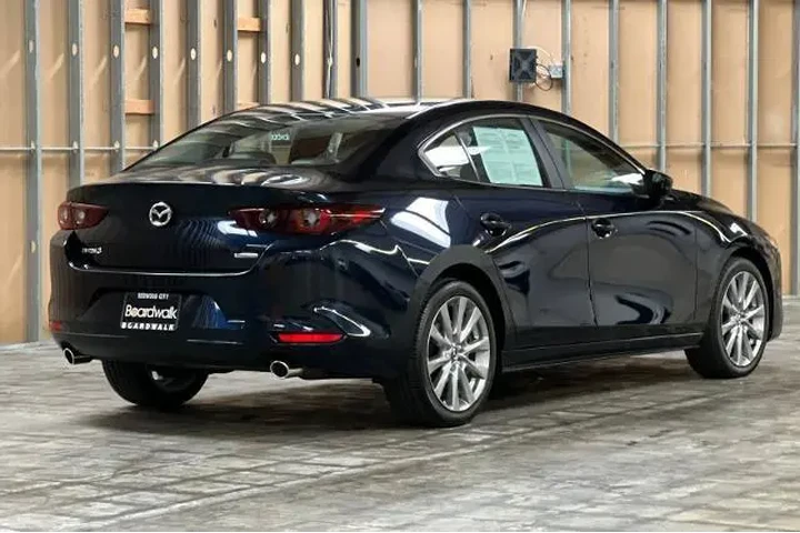 Mazda Mazda3 Sedan 2025 2.5 image 4