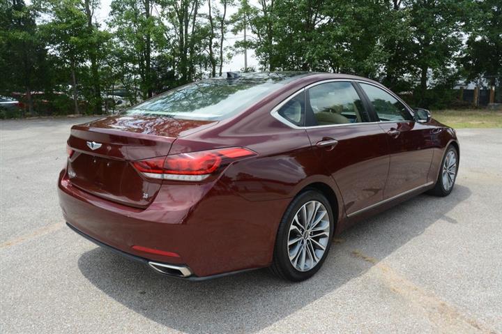 2016 Genesis 3.8L image 6