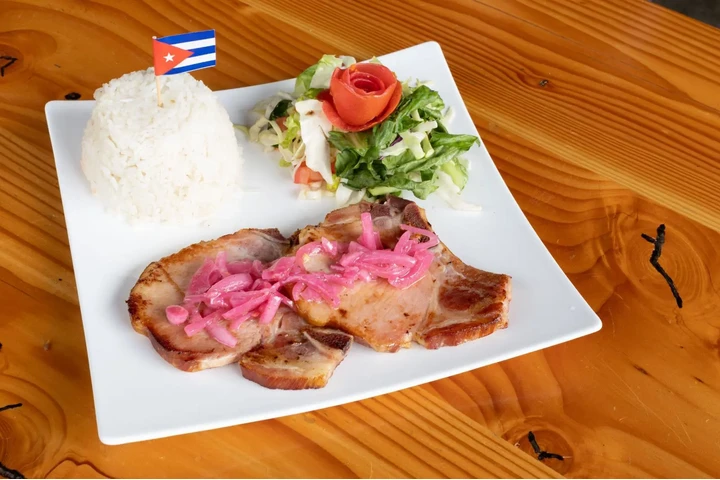 Azúcar Cuban Cuisine image 7