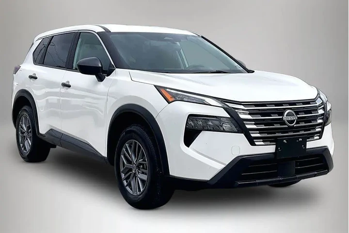 $18499 : Nissan Rogue 2024 AWD S 4dr image 1