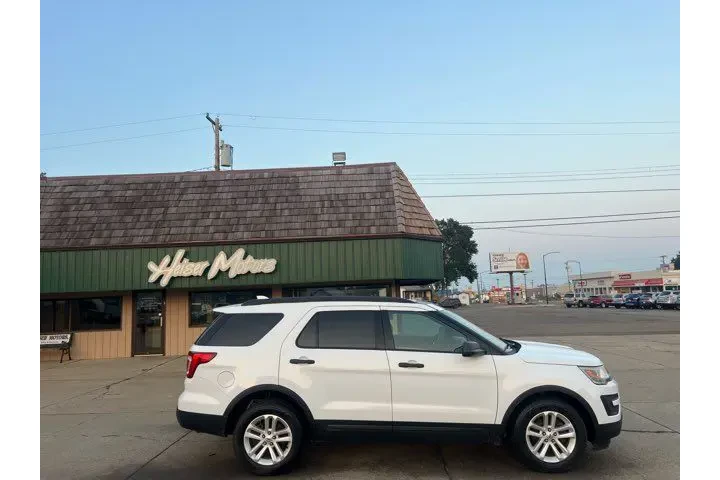 $14995 : 2016 Explorer One Owner | Dic image 8