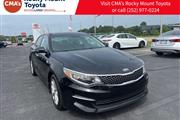 PRE-OWNED 2018 KIA OPTIMA EX en Madison WV