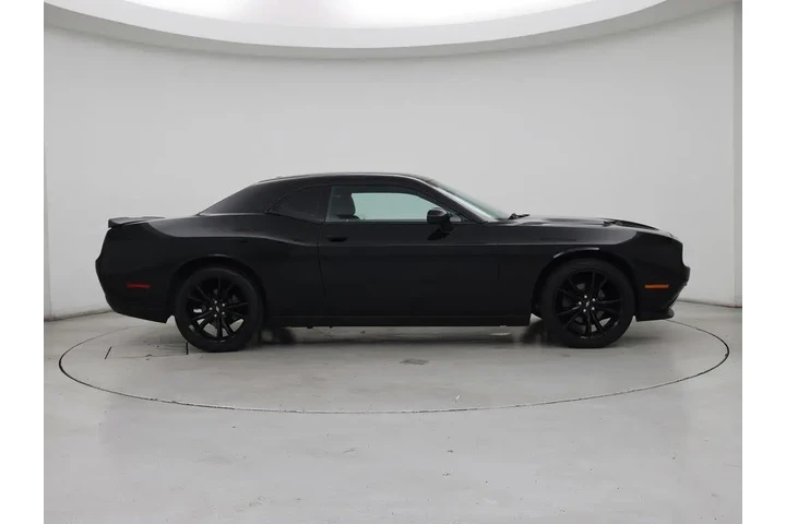 $20998 : Dodge Challenger 2018 SXT 2d image 7