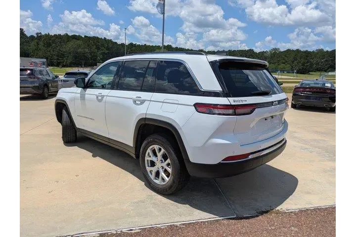 $33995 : Jeep Grand Cherokee 2024 4x2 image 6