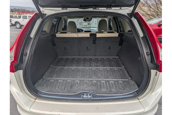 $12050 : Volvo XC60 2017 T5 Inscripti image 6