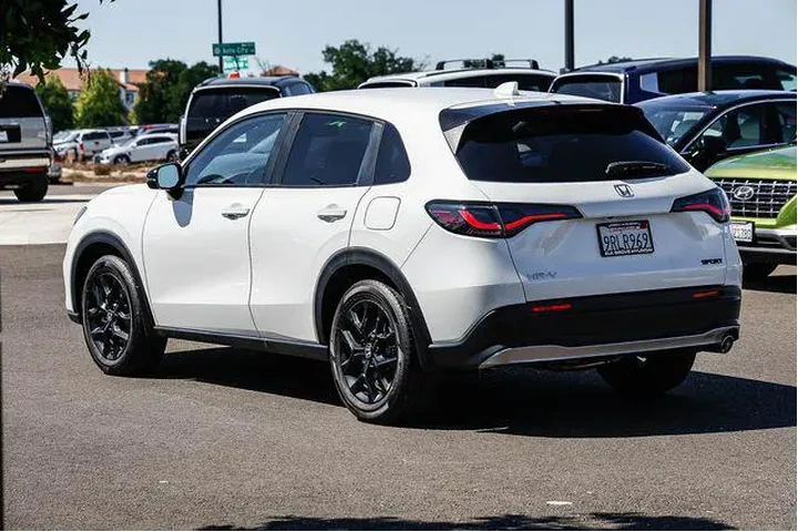 $25777 : Honda HR-V 2025 Sport 4dr Cr image 2