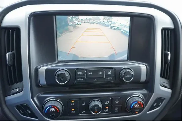 $34889 : GMC Sierra 1500 2016 4x4 SLT image 9