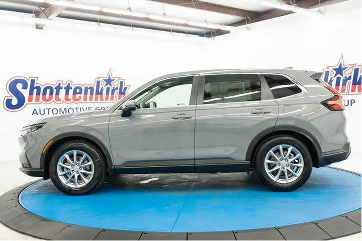 $35937 : Honda CR-V 2026 EX 4dr SUV image 5