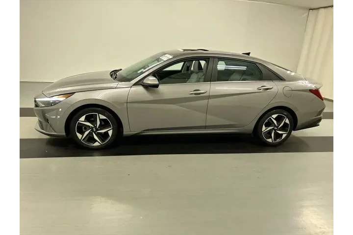 $20749 : Hyundai ELANTRA 2023 Limited image 6