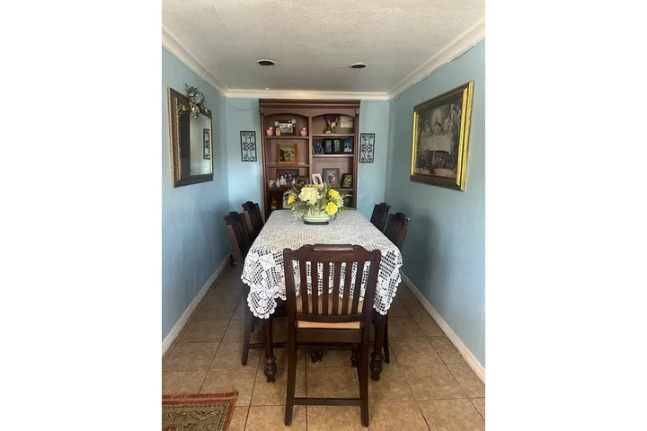 $1700 : 3 bedroom En Pico Rivera image 5