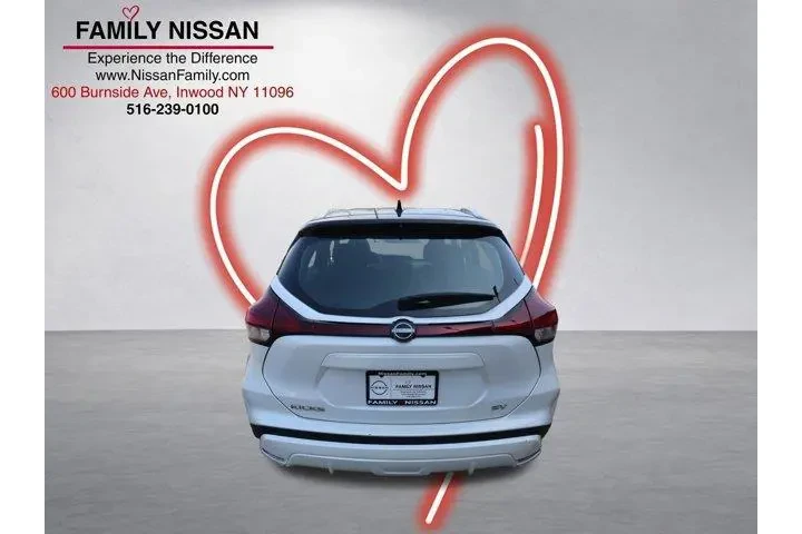 $18550 : Nissan Kicks 2023 SV 4dr Cro image 4