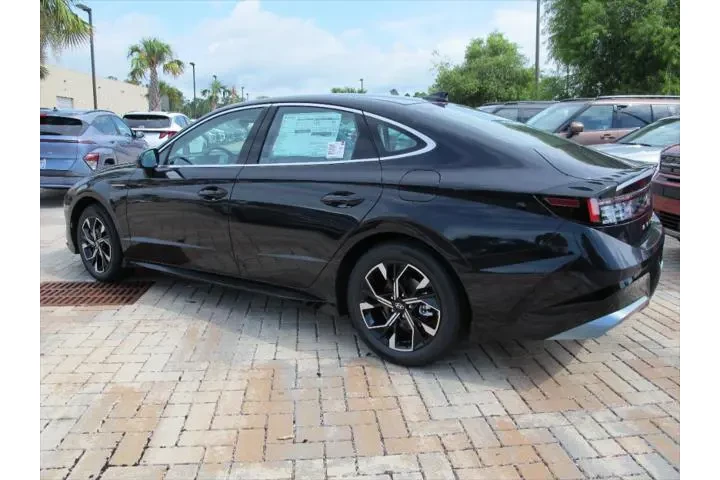 $26990 : Hyundai SONATA 2024 AWD SEL image 2