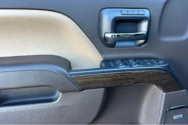 $34532 : GMC Sierra 1500 2018 4x4 Den image 10