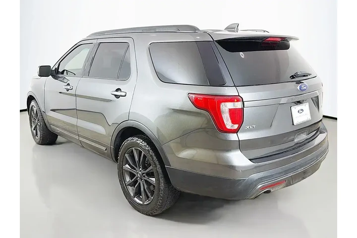 $10179 : Ford Explorer 2017 AWD XLT 4 image 9