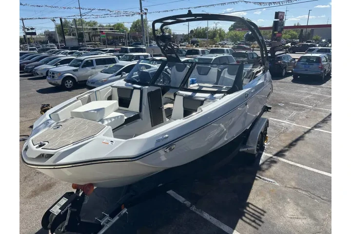 2023 Yamaha 222 XE image 9