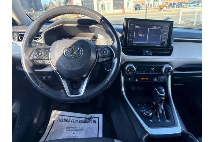 $17495 : 2021 RAV4 Hybrid XLE image 8