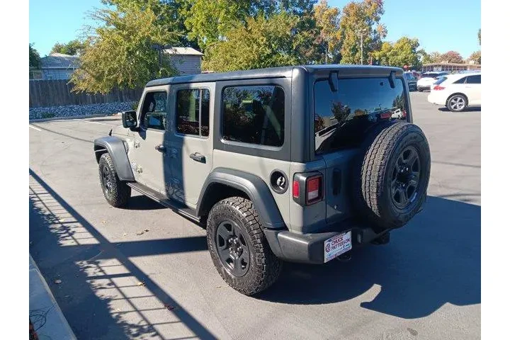 $24995 : Jeep Wrangler Unlimited 2018 image 5