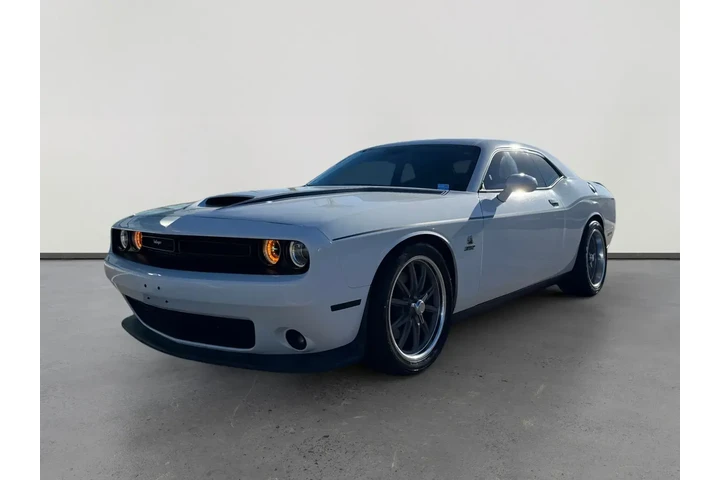 Dodge Challenger 2018 R/T Sc image 1