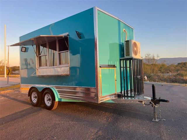 $12000 : FOOD TRUCKS AVAILABLE image 6