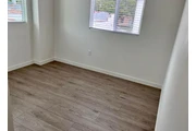 $2495 : 3 Bedroom Apt in koreatown LA thumbnail