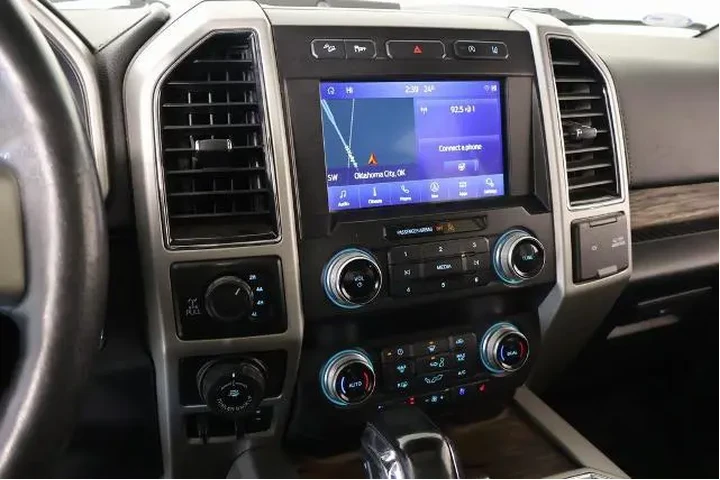 $27813 : Ford F-150 2020 4x4 Lariat 4 image 5