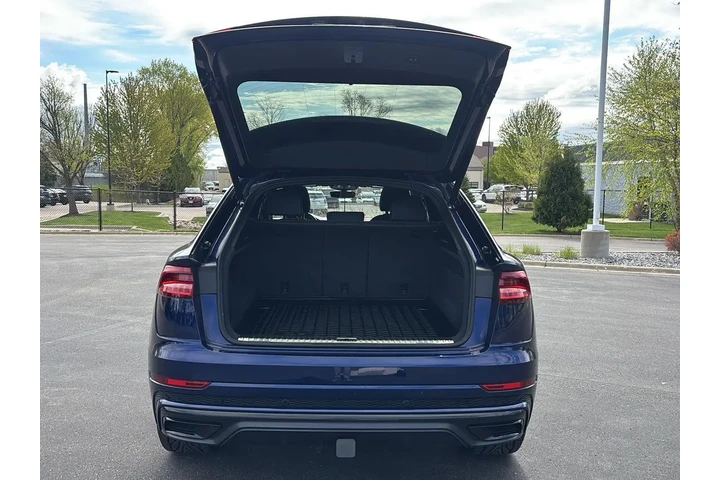 $35299 : 2019 Q8 Prestige image 6