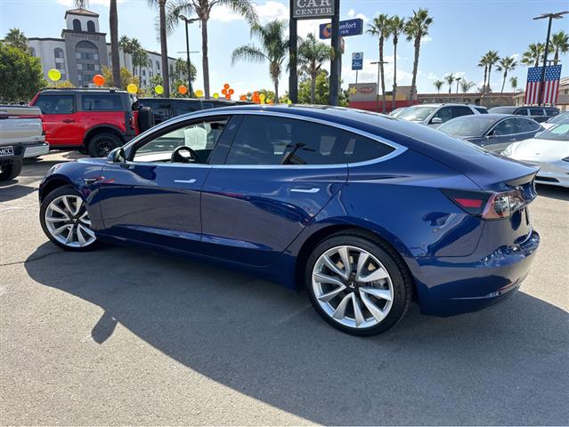 $23477 : 2018 Model 3 Long Range Batte image 4