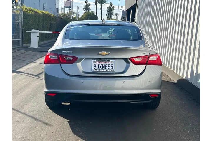 $18794 : Chevrolet Malibu 2024 LT 4dr image 5