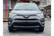 $14985 : Toyota RAV4 2017 AWD XLE 4dr thumbnail
