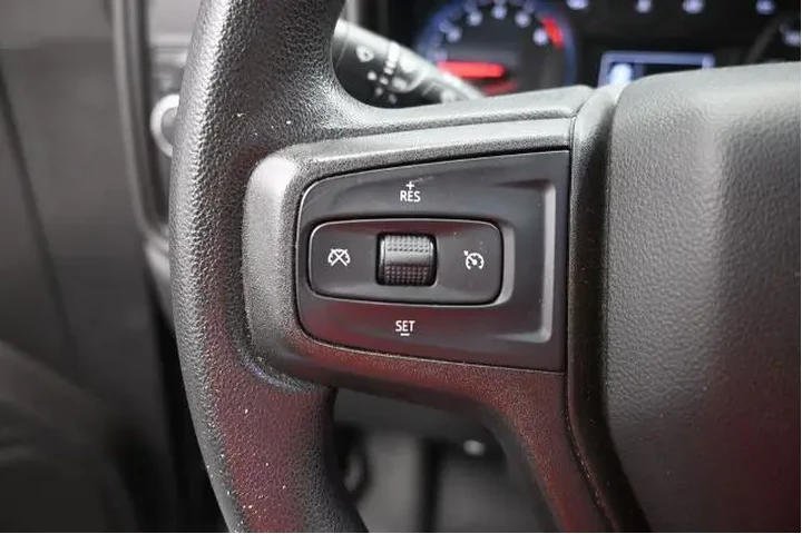 $23998 : Chevrolet Silverado 1500 202 image 3