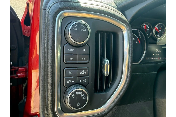 $28995 : 2021 Silverado 1500 4WD Crew image 8