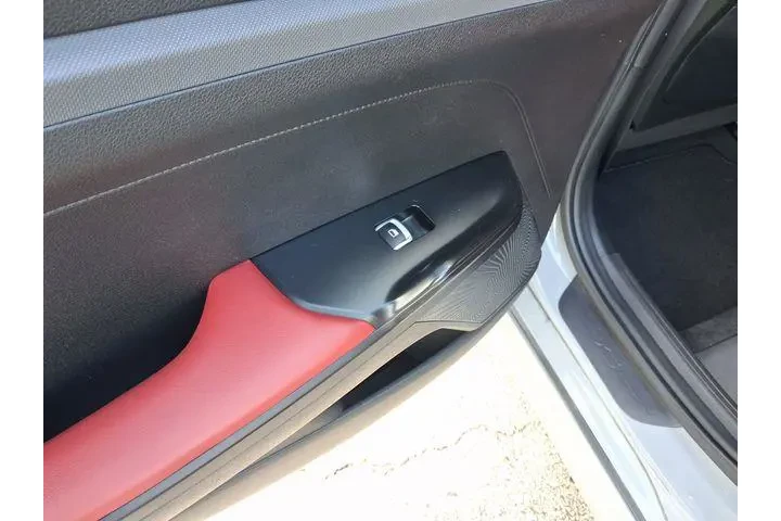 $18219 : Kia K5 2023 GT-Line 4dr Seda image 10