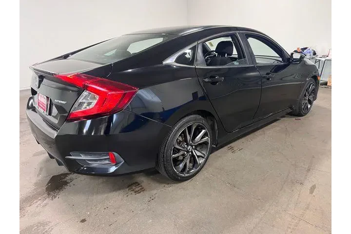 $17986 : Honda Civic 2019 Sport 4dr S image 5