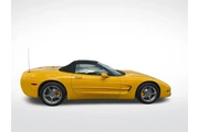 $17895 : Chevrolet Corvette 2002 2dr thumbnail