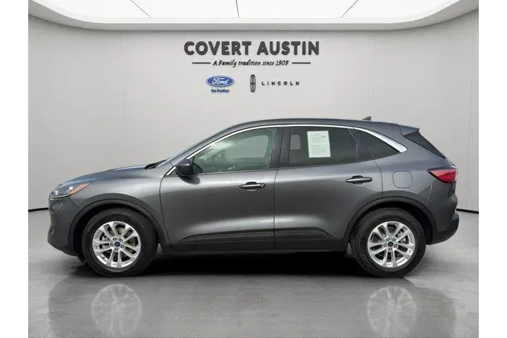 $19513 : Ford Escape 2021 SE 4dr SUV image 2