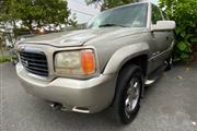 $2995 : 2000 Escalade thumbnail