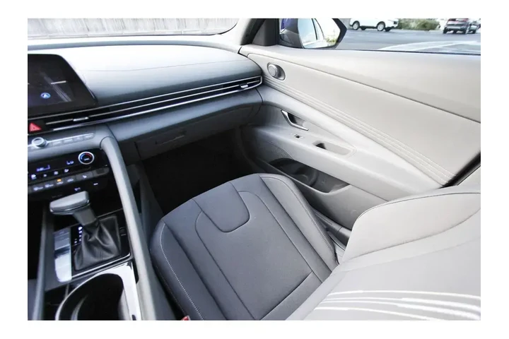 $20874 : Hyundai ELANTRA 2025 SEL Con image 10