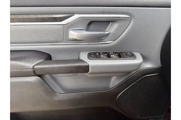 $37990 : Ram 1500 2022 4x4 Big Horn 4 image 10