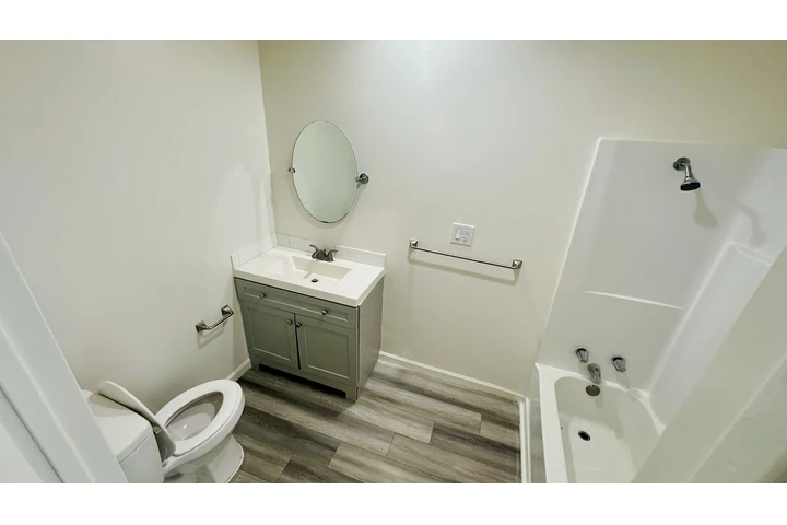 $2500 : Casa de Renta image 1