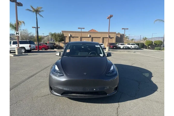 $25482 : Tesla Model Y 2021 AWD Long image 3