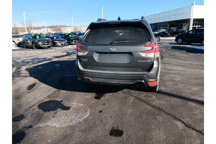 $30820 : Subaru Forester 2024 AWD Lim image 9